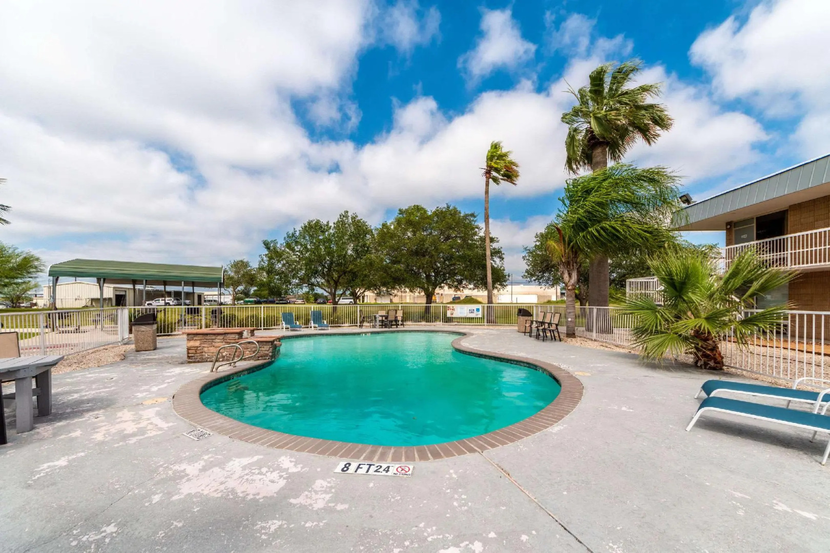 Americas Best Value Inn Beeville