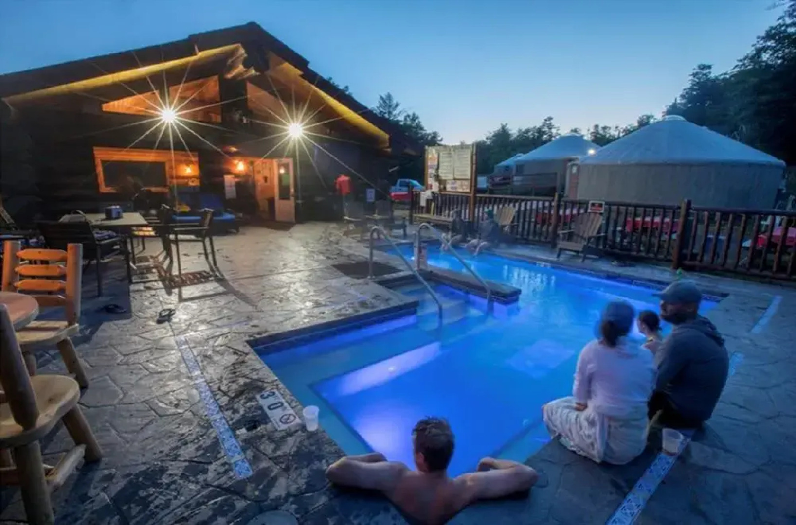 Aqua Log Cabins Resort