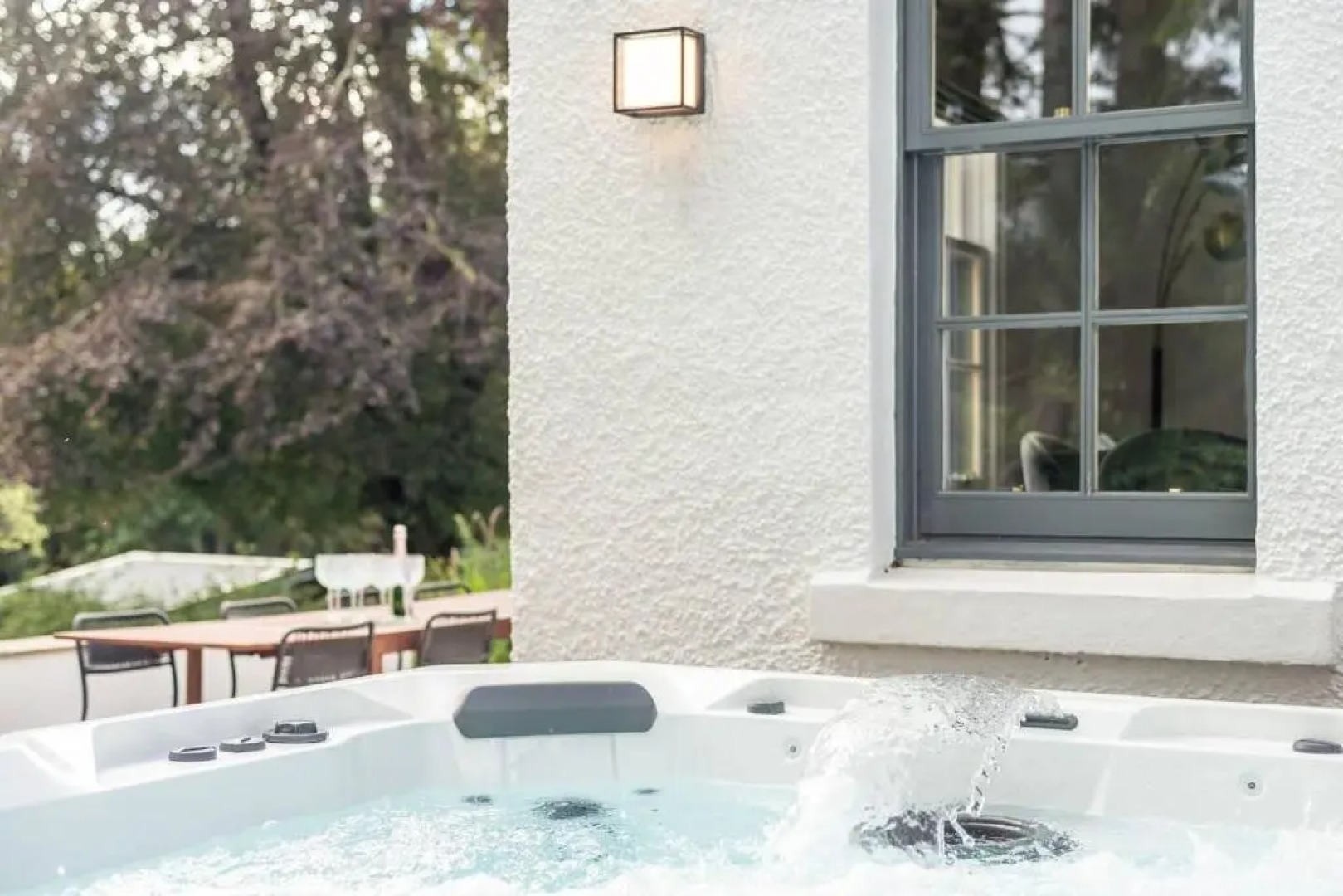 Captivating 4-bed House in Killin