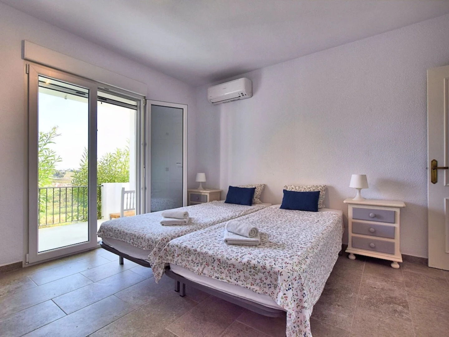 Premium Holiday Home in Benajarafe with Hot Tub