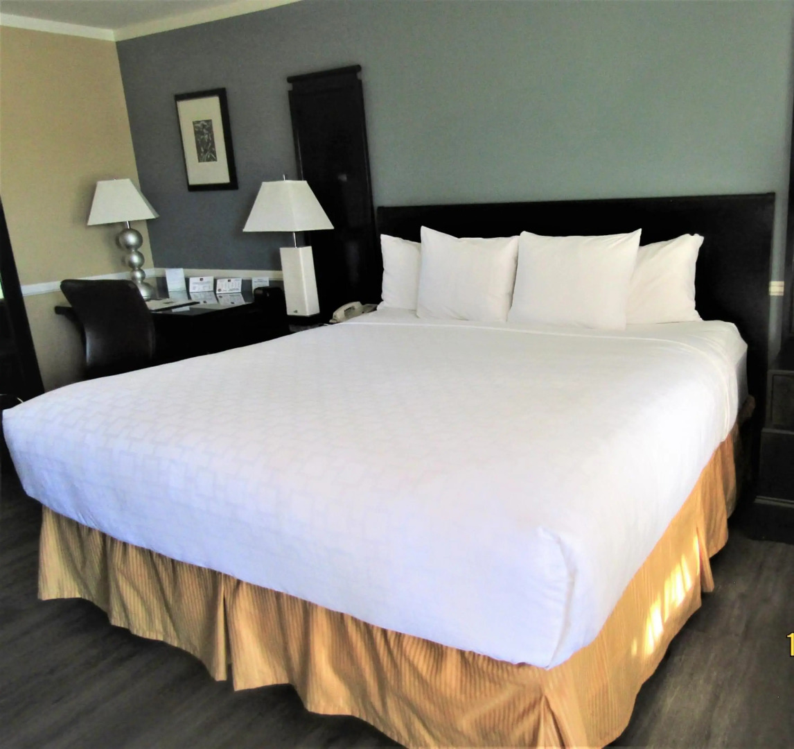 Clarion Inn Near China Lake Naval Station