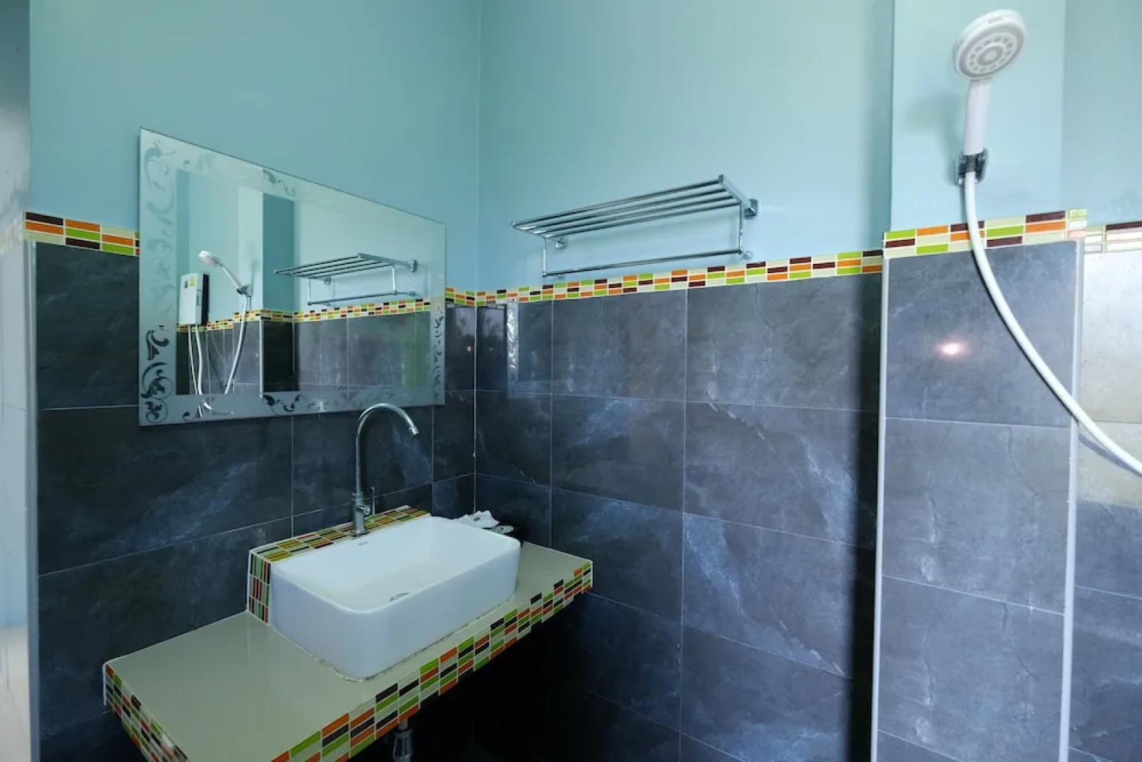 Barefeet Heaven Hill Naturist Resort