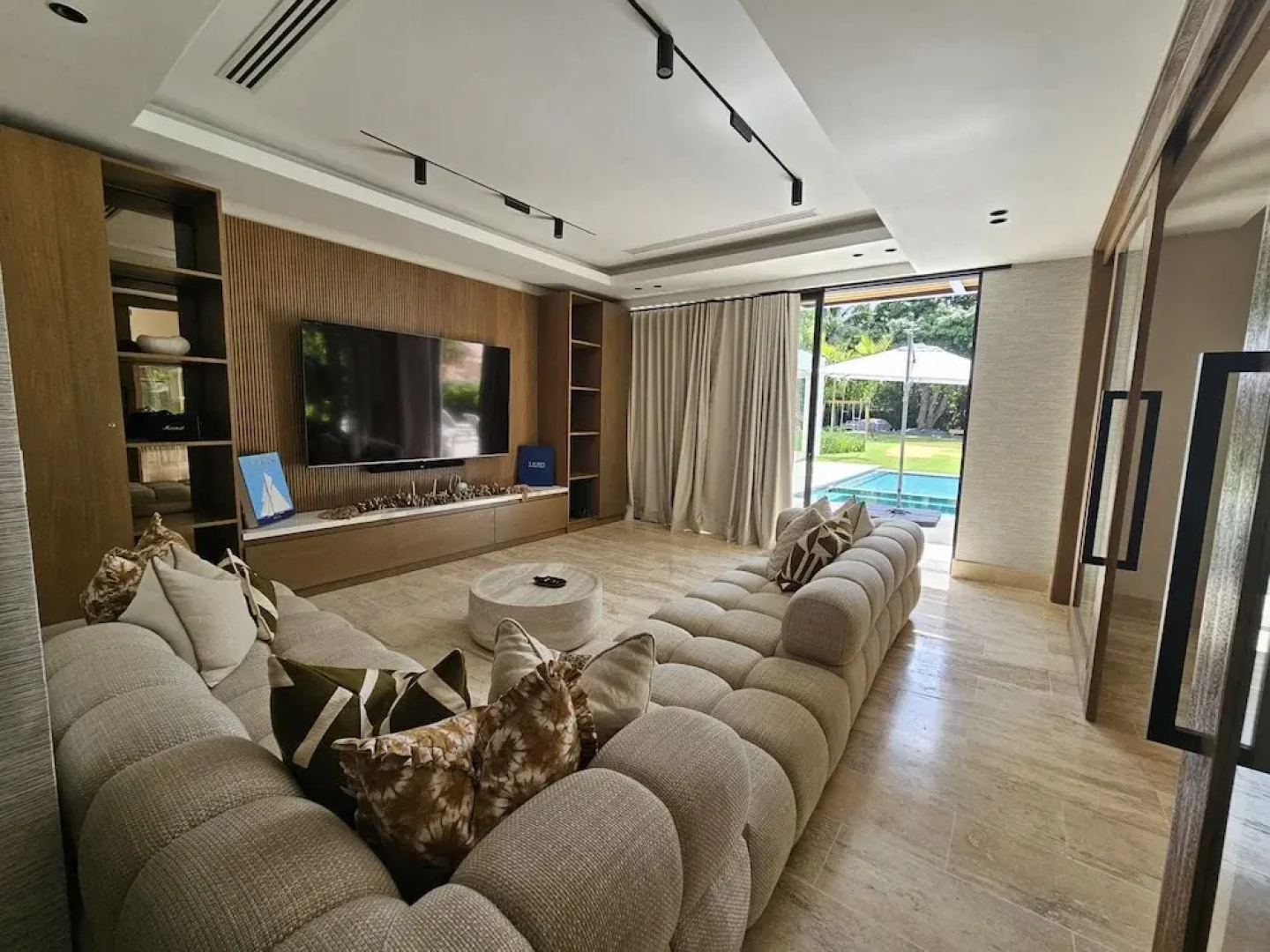 Luxurious 5BR Villa With bbq Pool in Casa de Campo