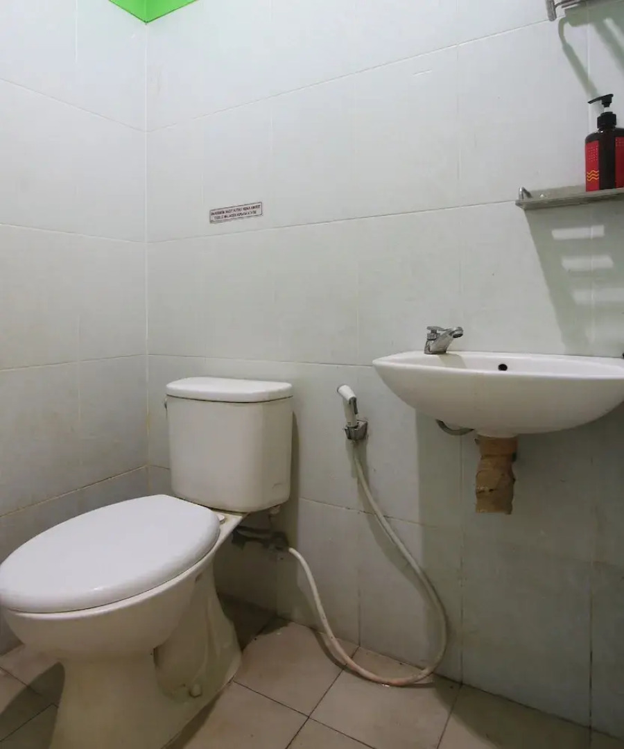 Hotel O Jalan Slamet Riyadi Near Bandara Adi Soemarmo Formerly Amanah Sejahtera