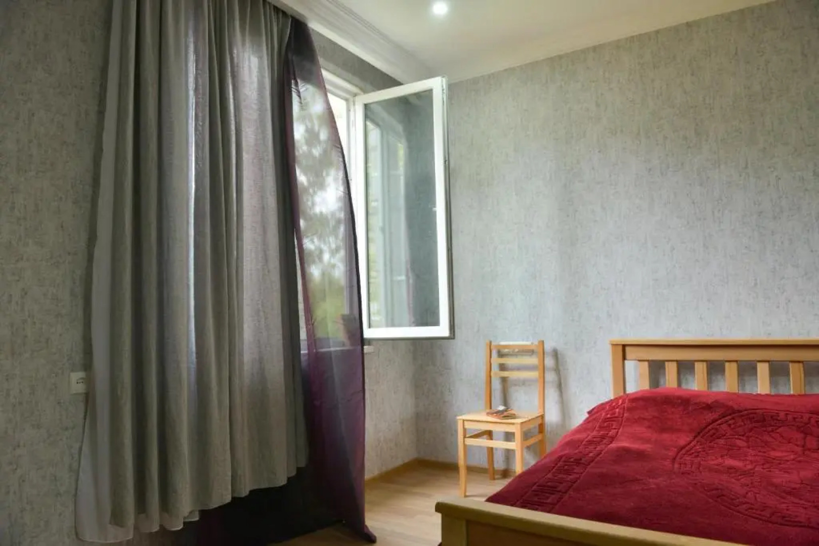 Surami Guest House - სახლი სურამში