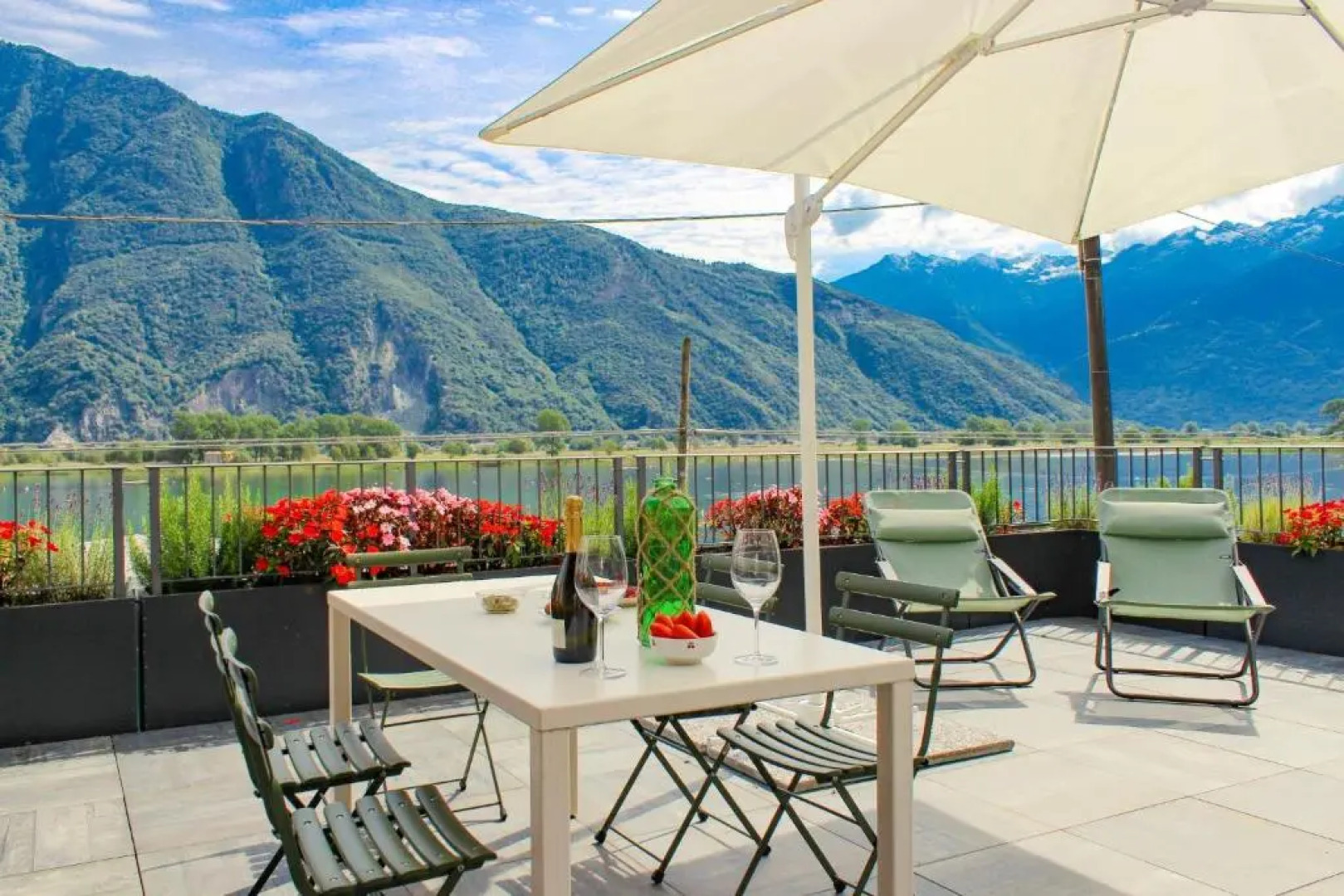 Dascio Oasi Ferienwohnung Dachterrassen am See