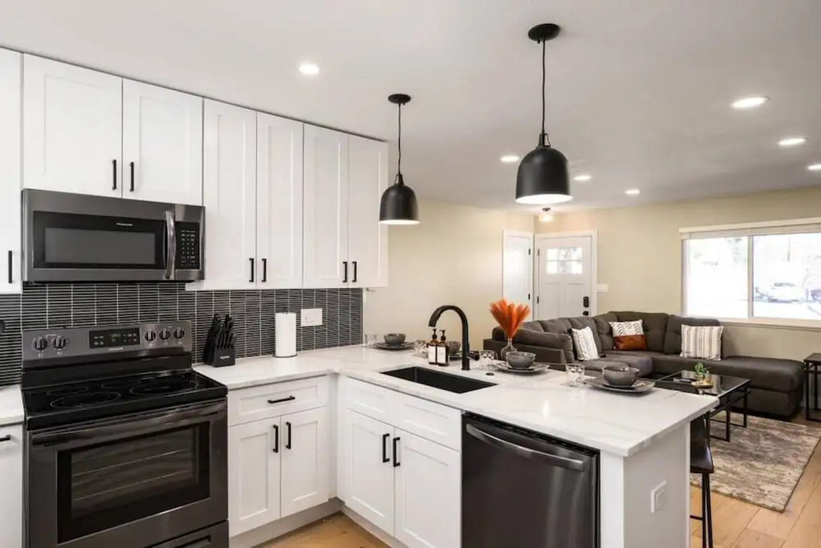 Cheerful Denver Hideaway W 2 Queen Beds Unit B