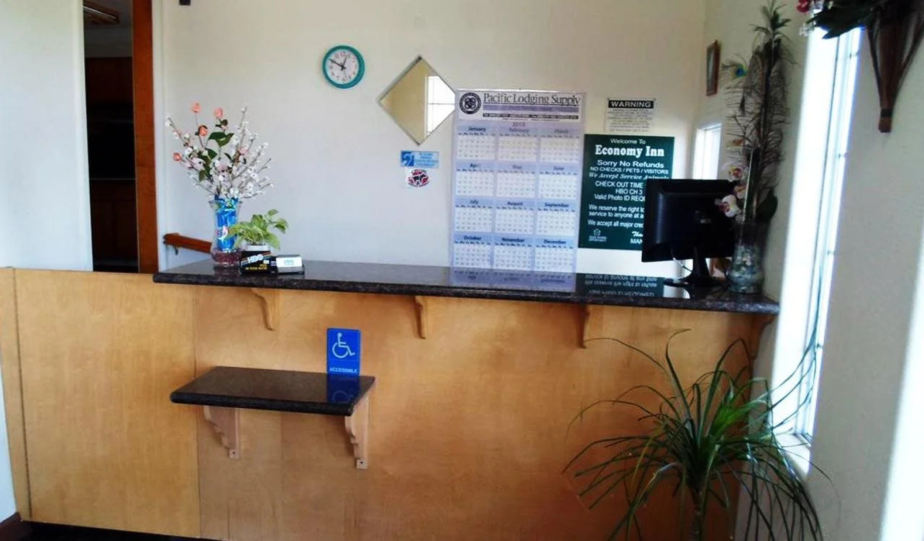 Economy Inn Morgan Hill