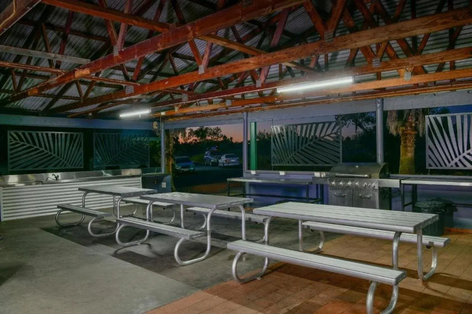 Desert Palms Alice Springs