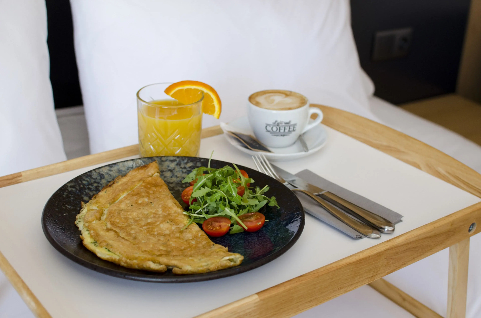 AZZA Hotel & Restaurant