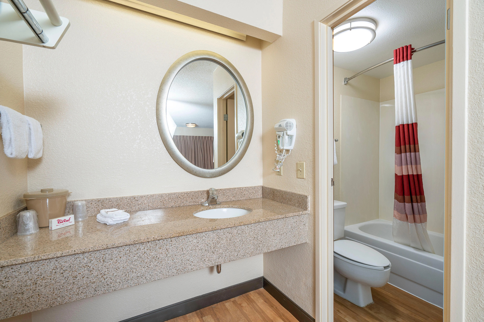 Red Roof Inn Edison