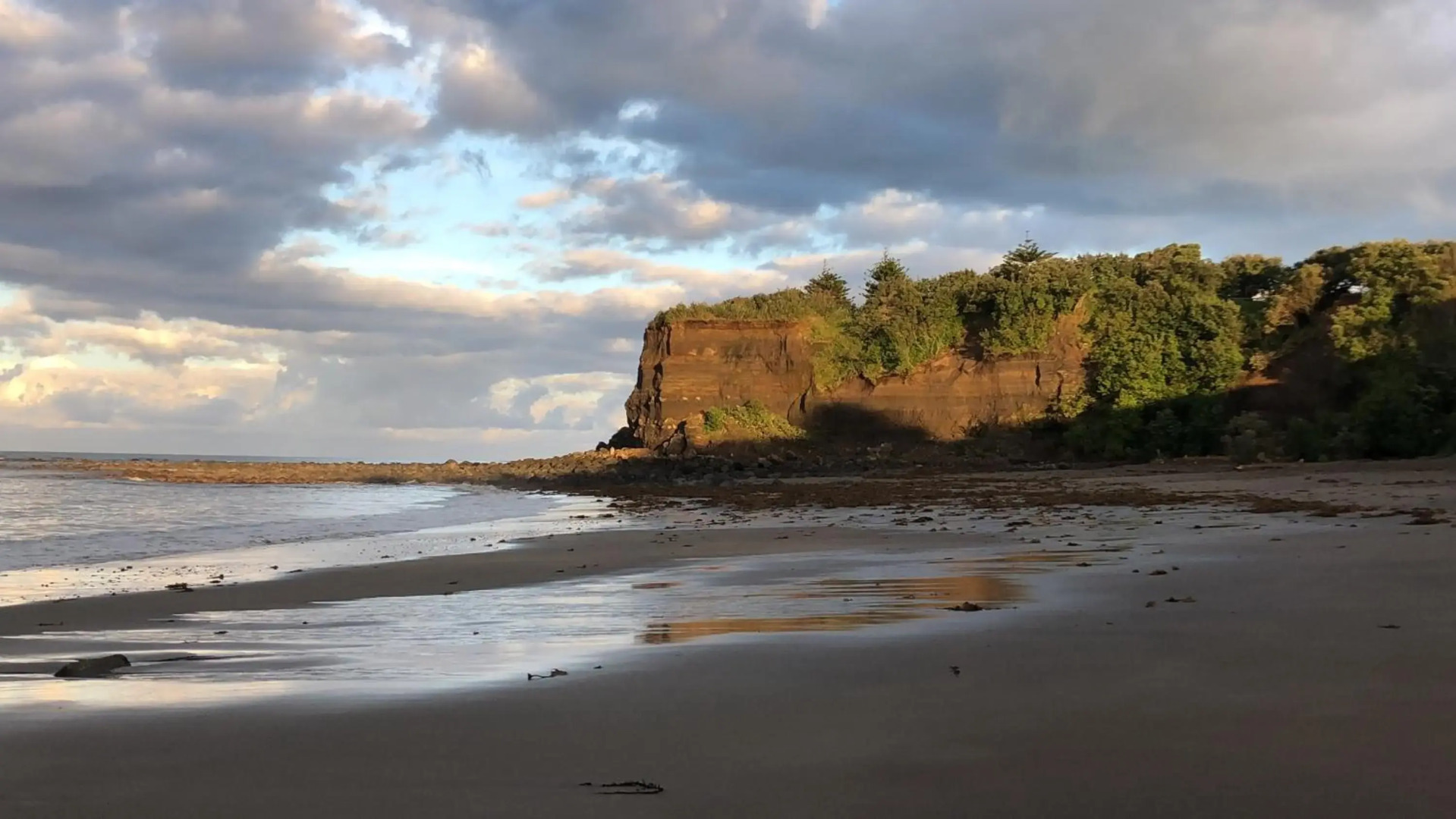 @Taradise-Opunake - eco-friendly Coastal hideaway