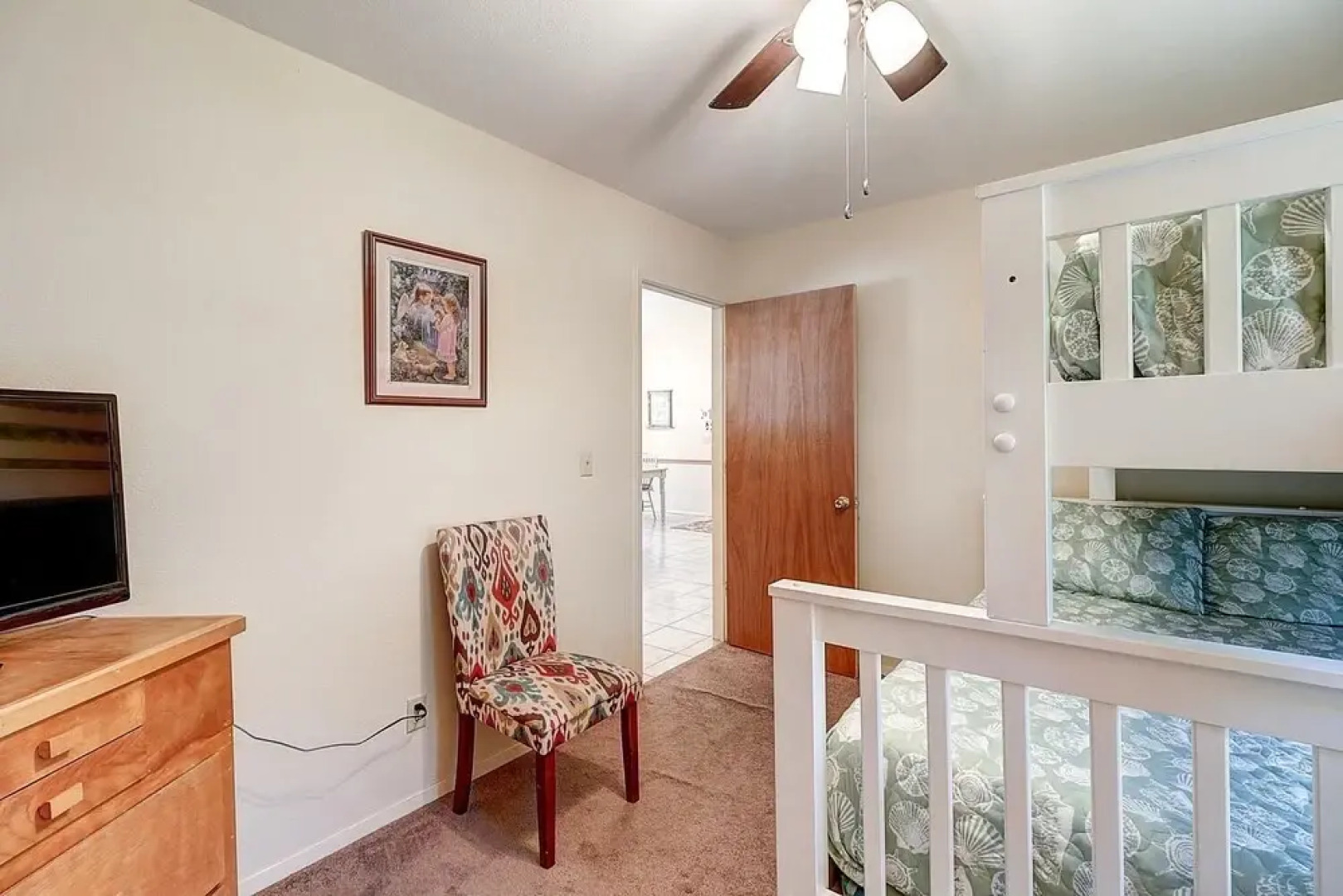 Seashell Memories 2 Bedroom Home by RedAwning