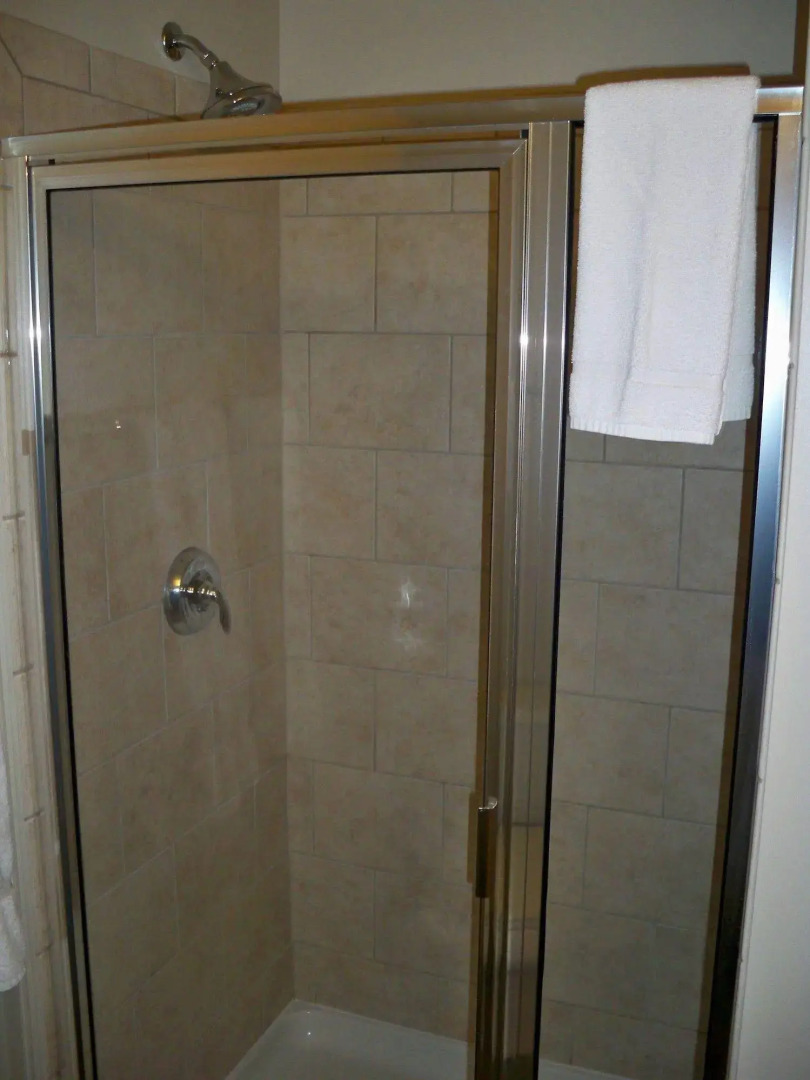 Bridgestreet at Current at the Banks