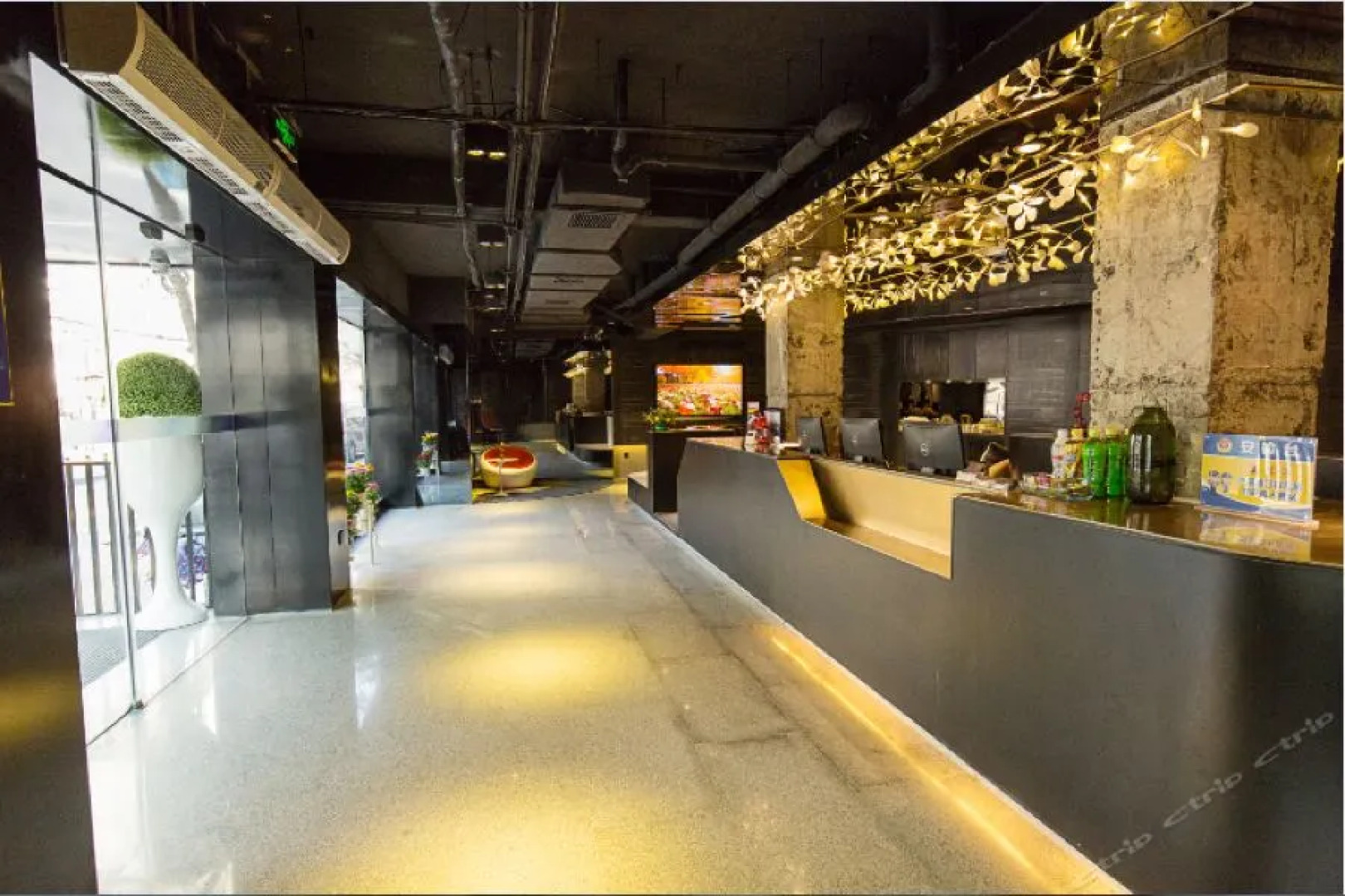 Zsmart Hotel (Beijing West Railway Station North Square)