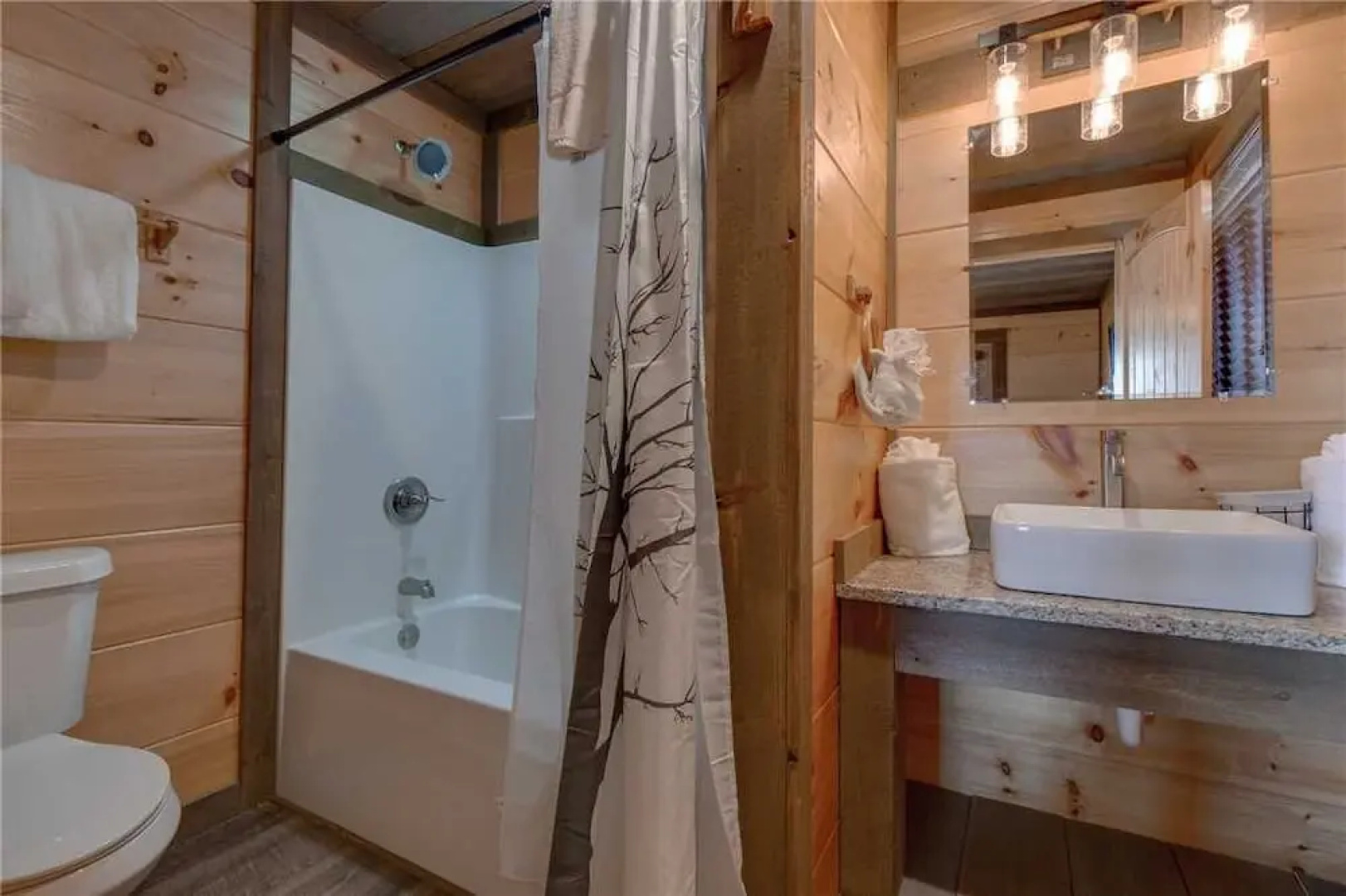 Great Smoky Lodge - Seven Bedroom Cabin