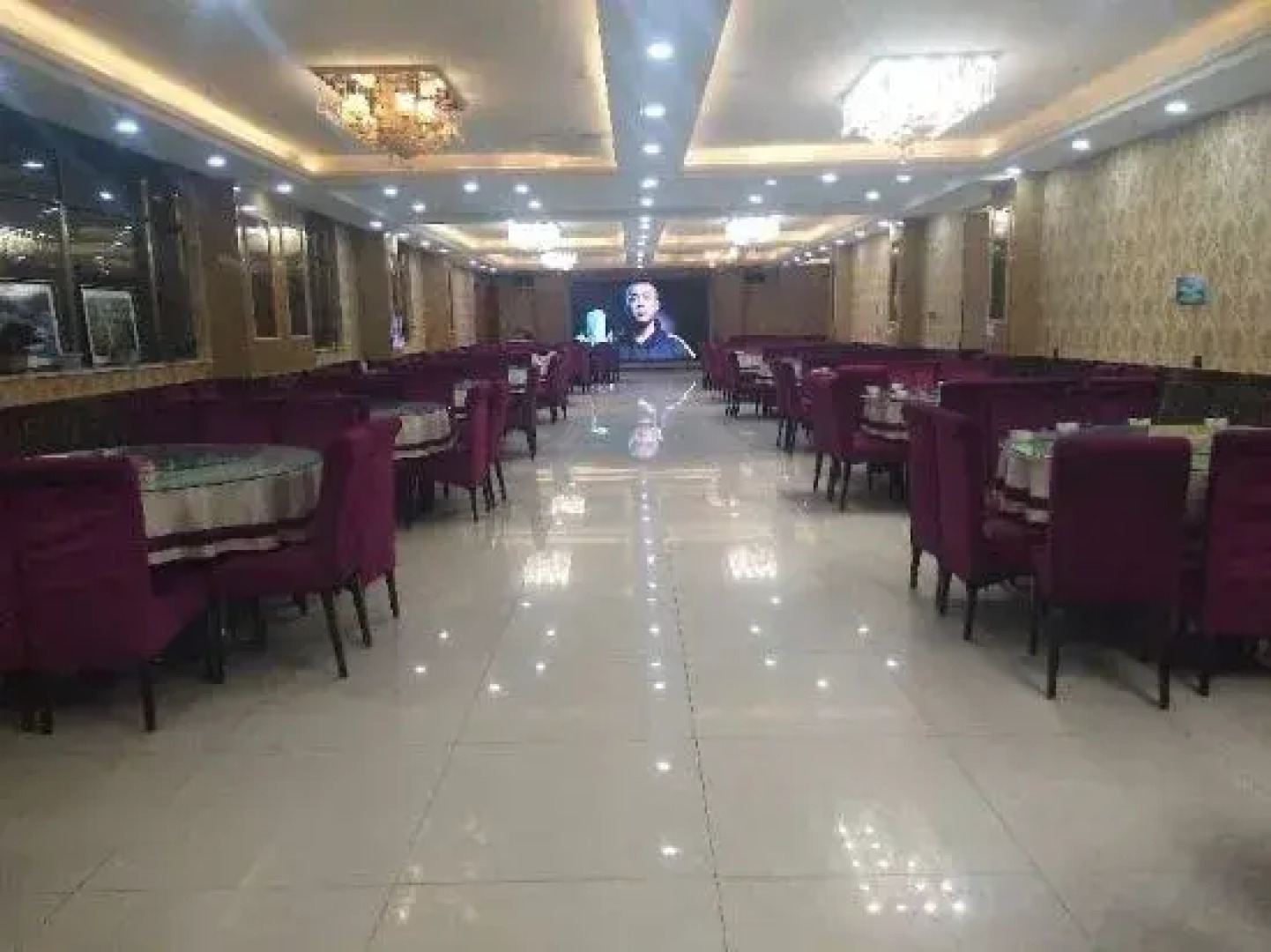 tourist hotel