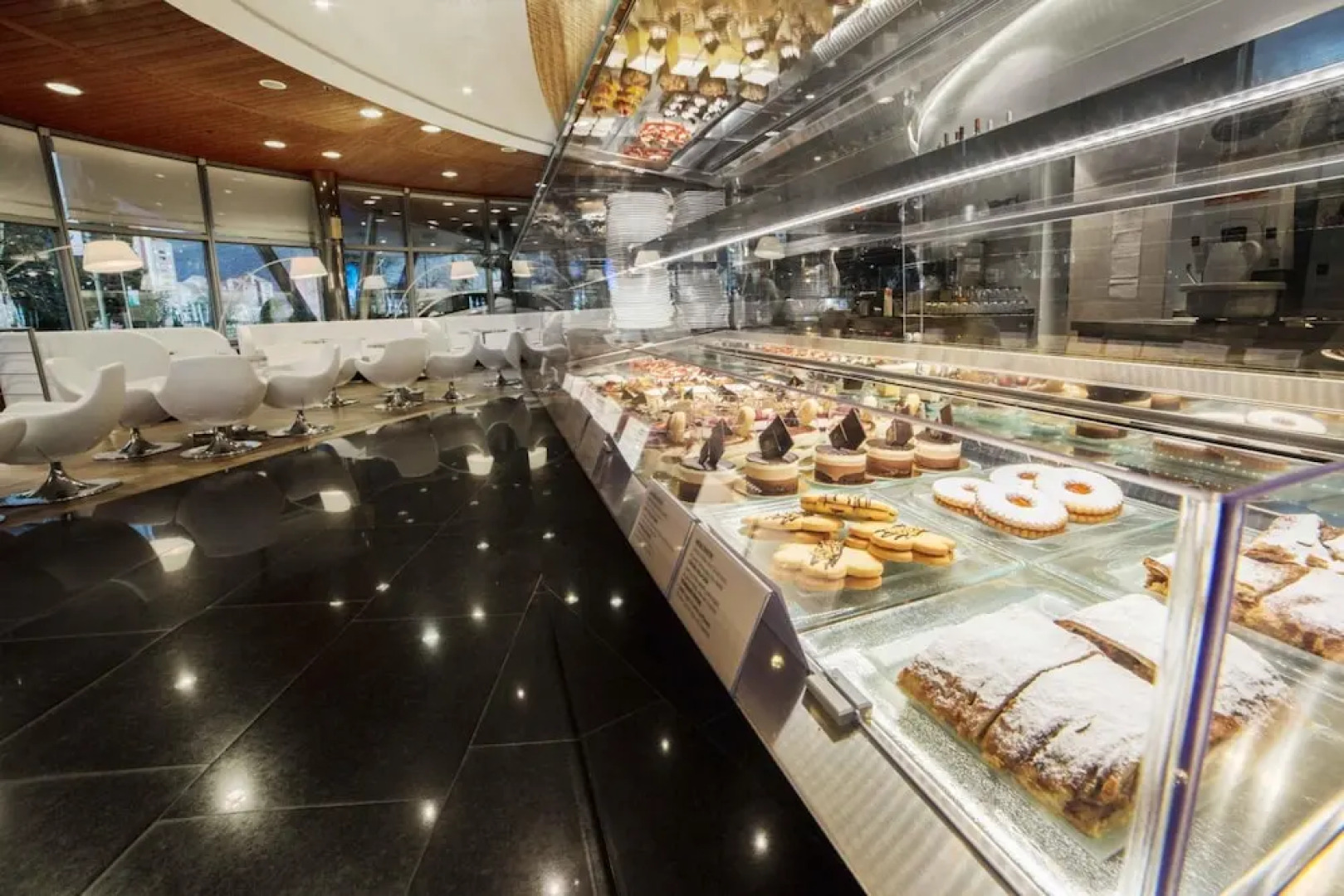 Perla, Resort & Entertainment