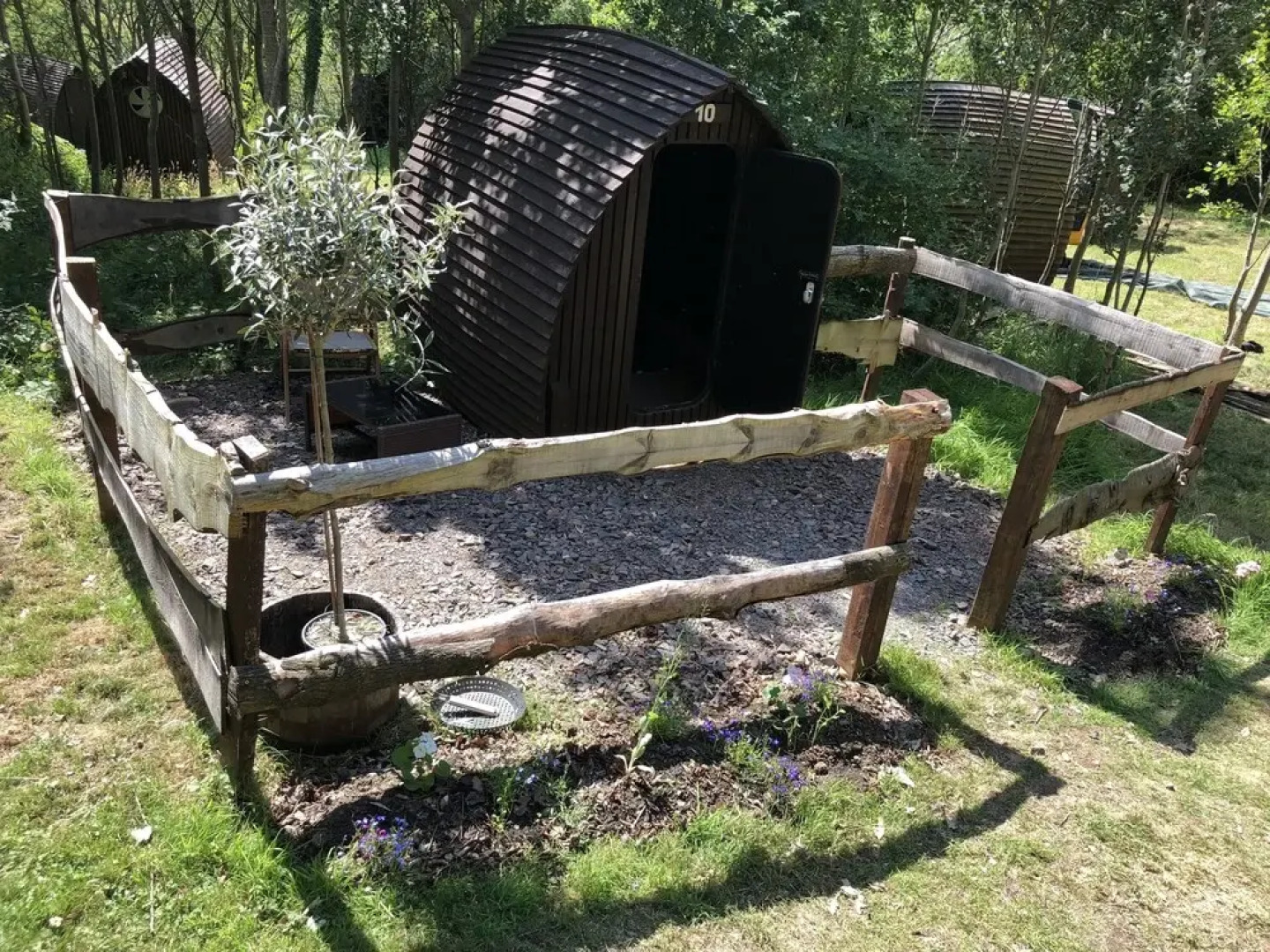 Edinburgh Cabin Camping