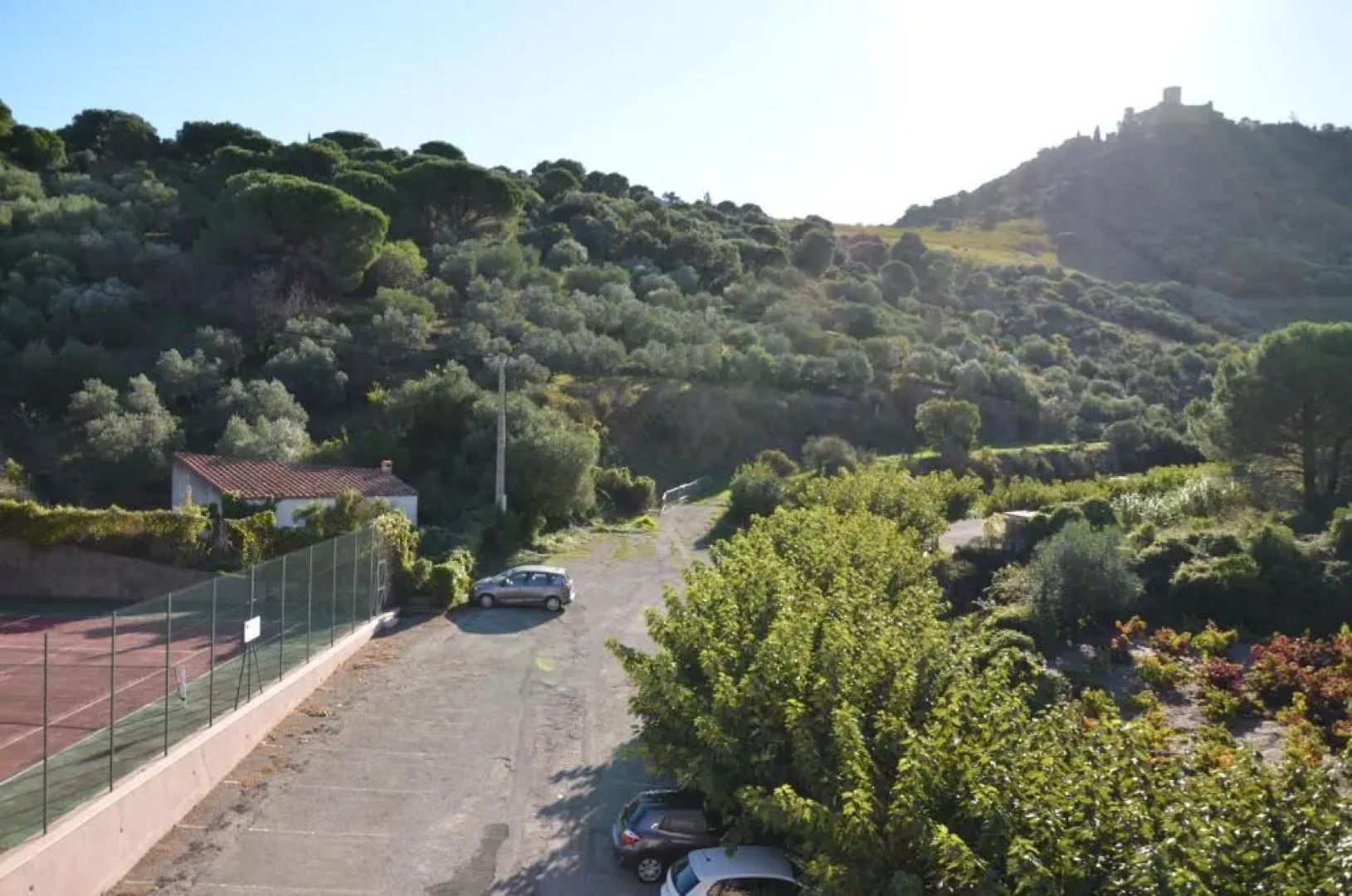Appartement 2 pièces, parking, balcon, proche plage