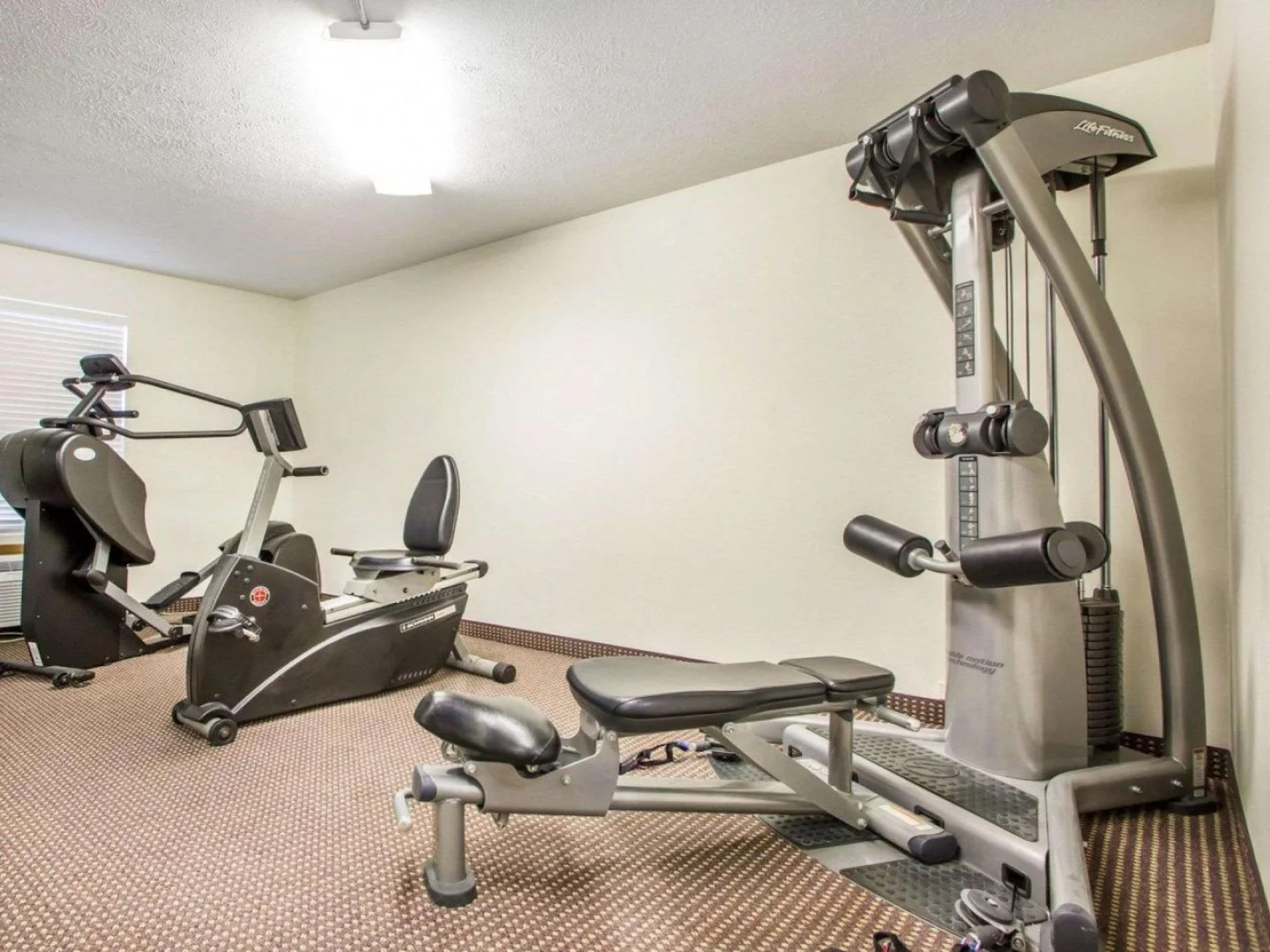 Surestay By Best Western Obetz Rickenbacker Airport