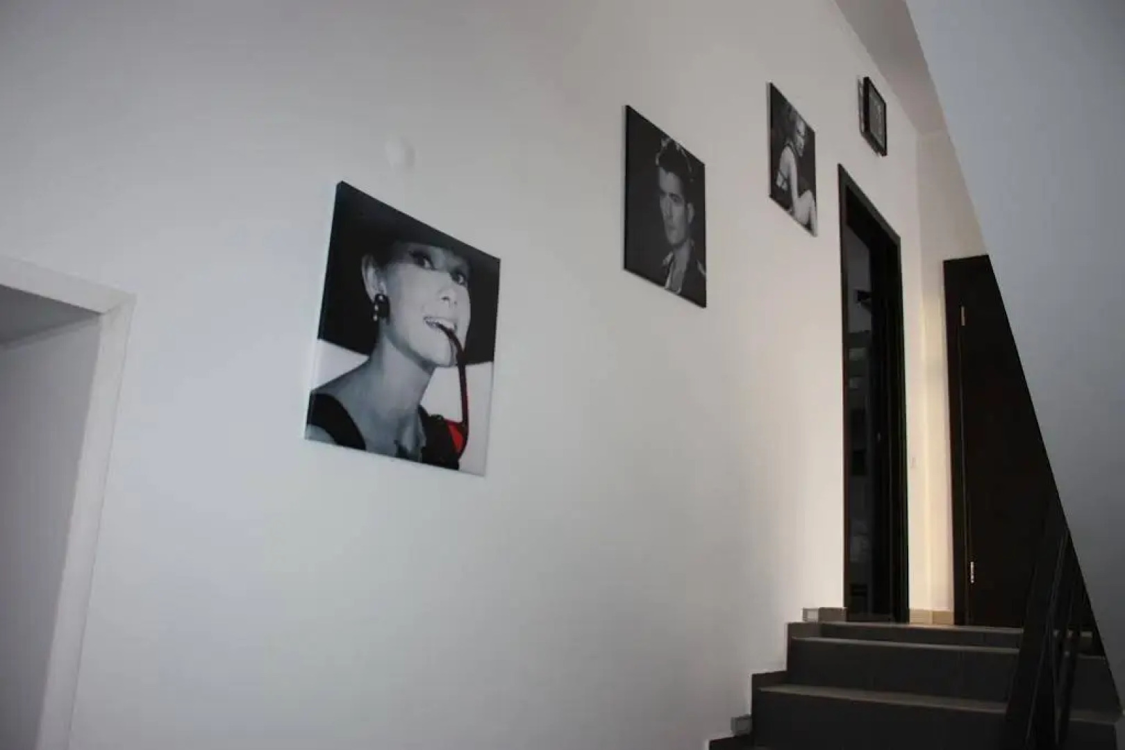 Хостел "Hollywood"