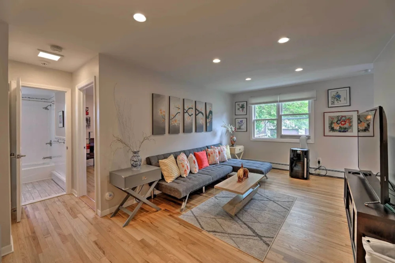 Yonkers Apt w/ Balcony: Walk to Train Station!