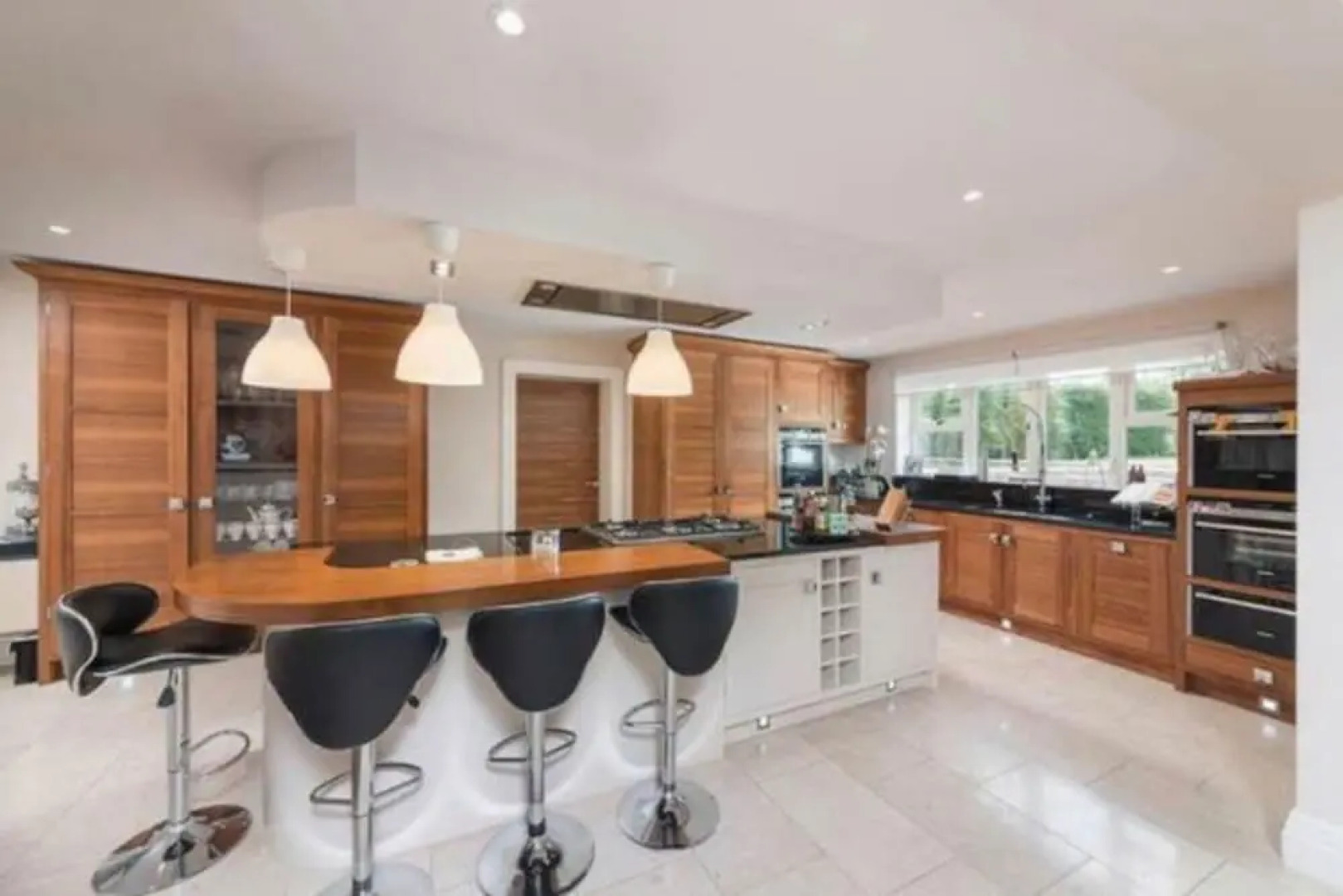 Mono Luxe Villa in Newcastle Upon Tyne