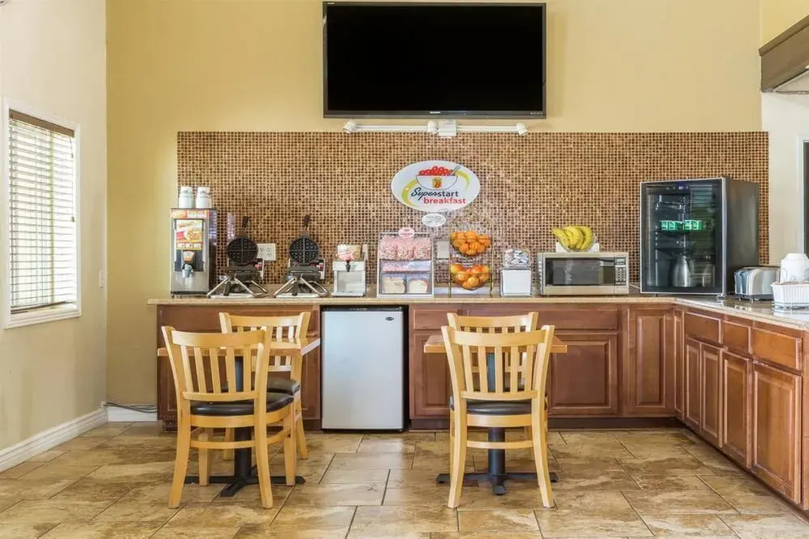 Super 8 Goodyear/Phoenix Area