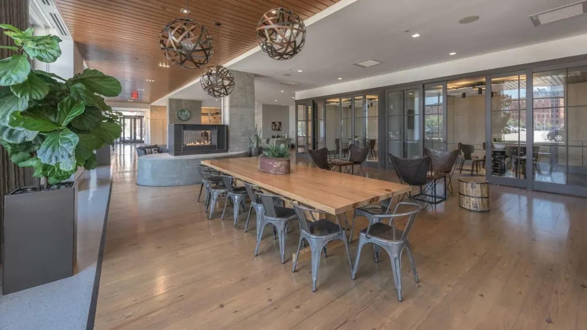 Global Luxury Suites at Seaport