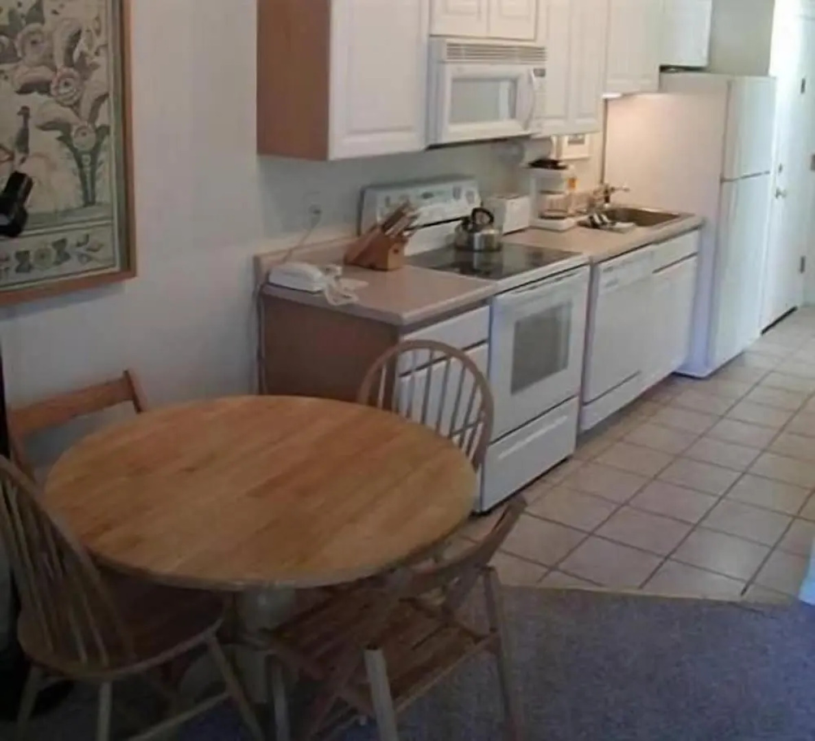 Scandinavian Lodge And Condominiums by Pioneer Ridge Mgmt