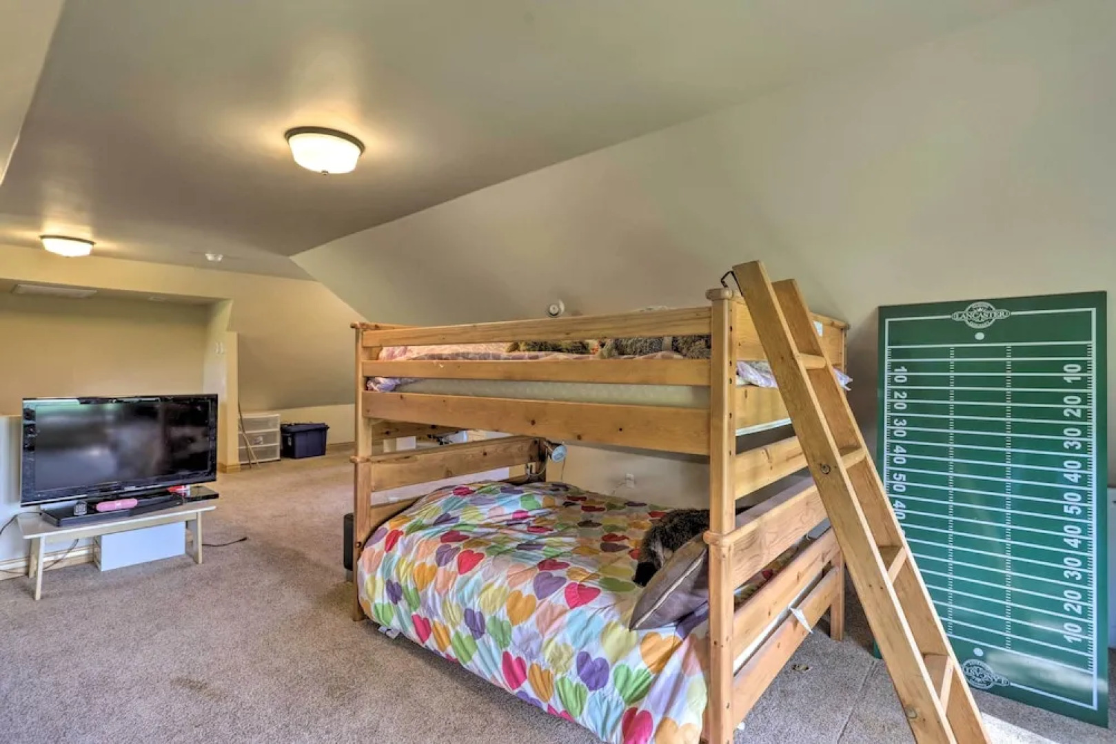 Fruita Victorian Home w/ Hot Tub + Mountains!