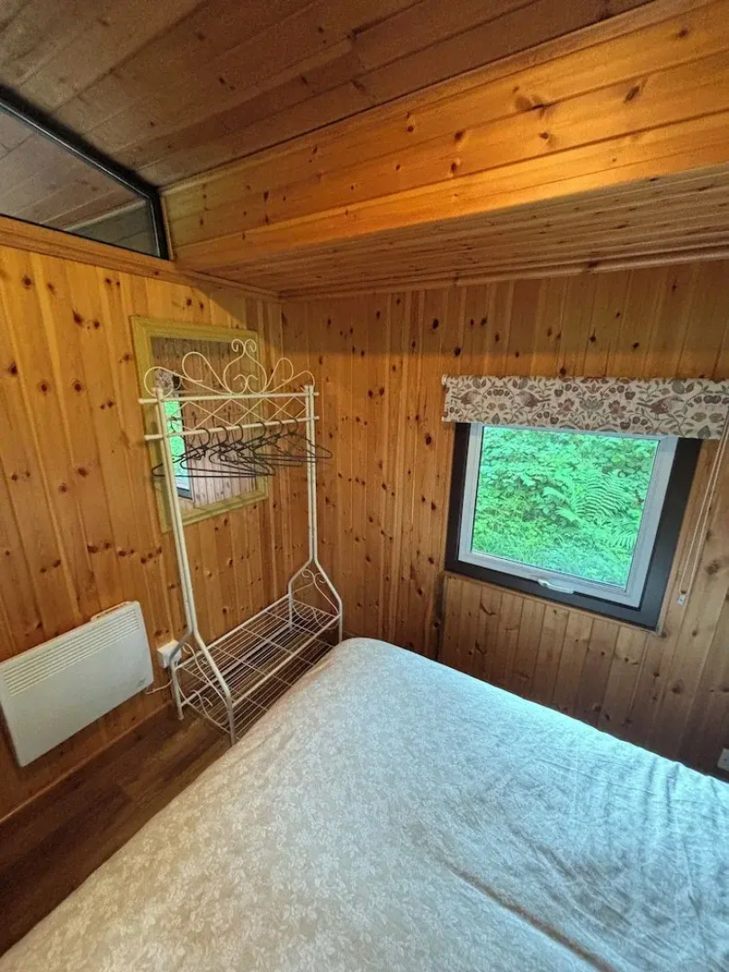 11 Tan-y-coed Woodland Lodge
