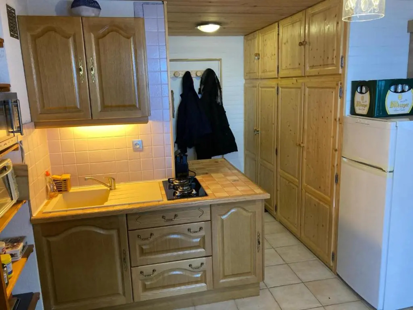 Appartement 2 pièces pieds des pistes terrasse face à la montagne