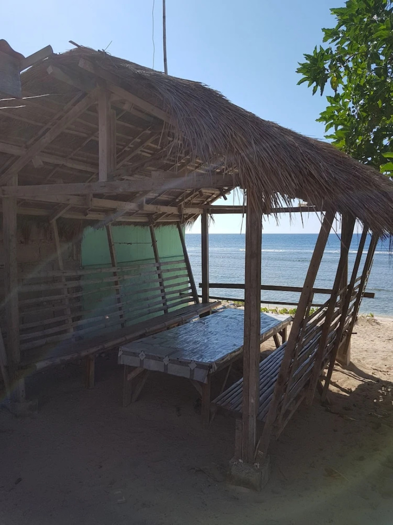 Paz Patar Beach House Resort