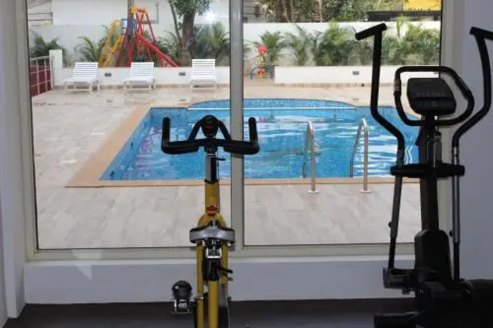 Comfy gateway in Vagator with pool F-106