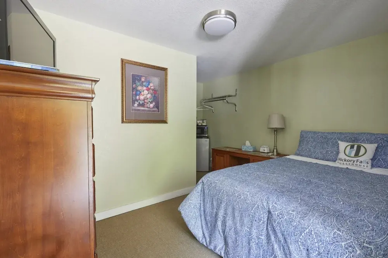 Hickory Falls Guesthouse