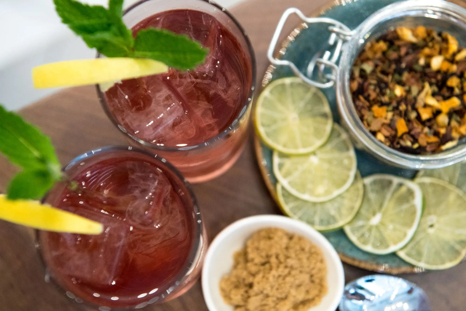 The Hi-Lo, Autograph Collection