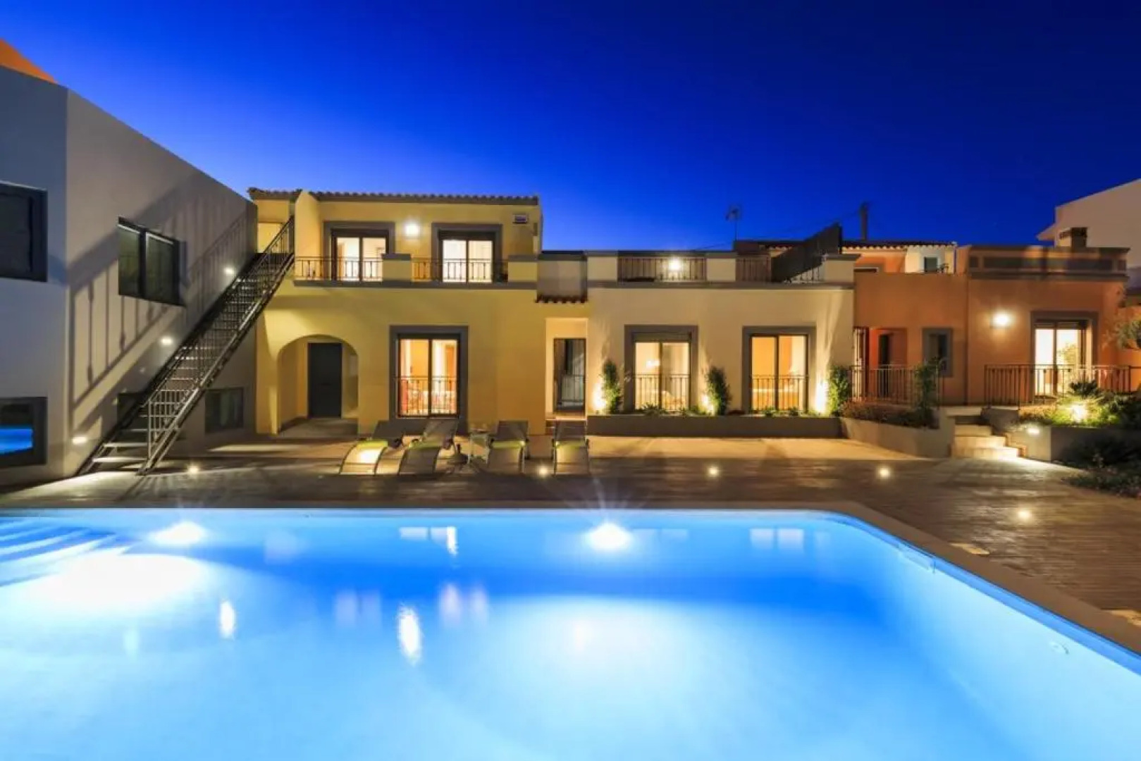 Villa with 3 bedrooms in Quelfes with wonderful sea view shared pool enclosed garden 4 km from the beach