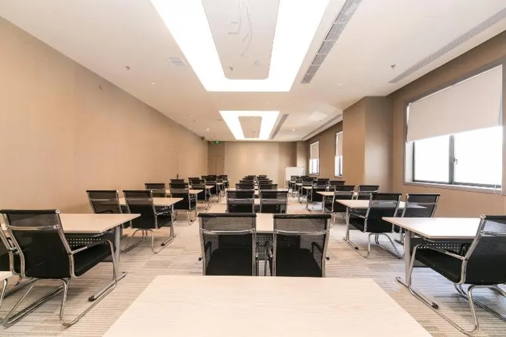 Ji Hotel (Huai Nan Commercial Trade Cultural Plaza