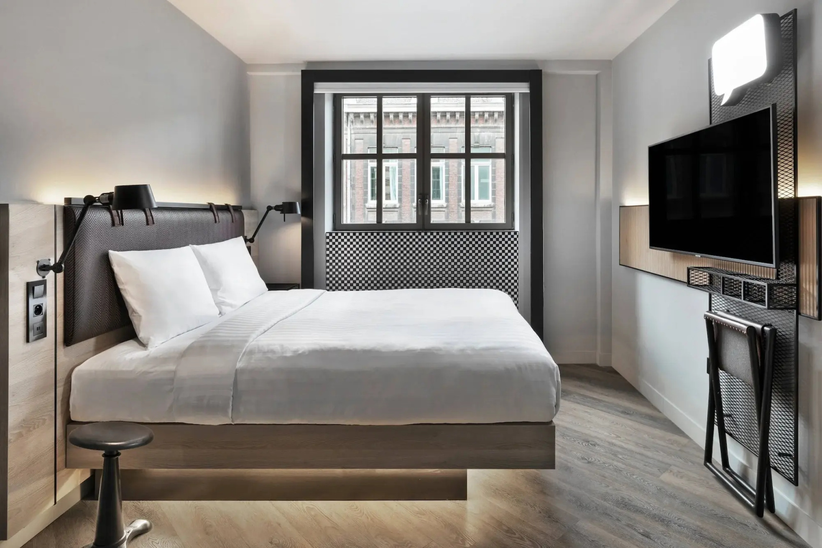 Moxy Lille City