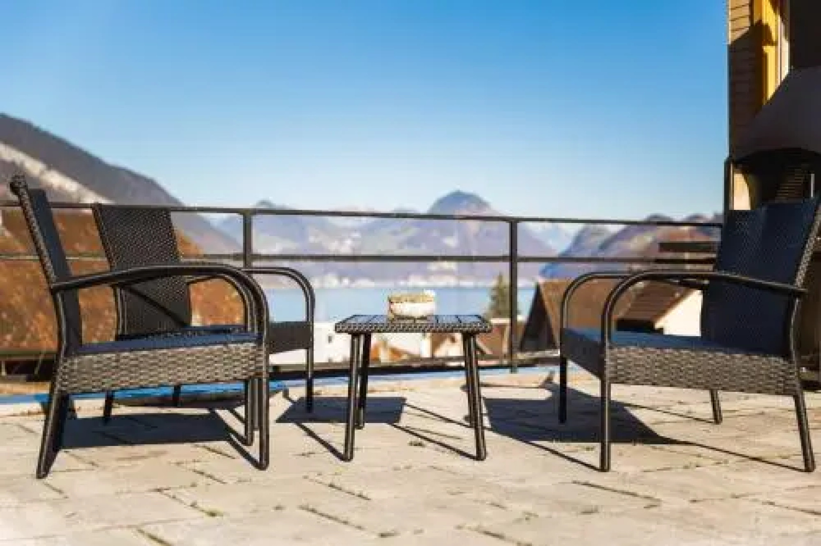 Pilatus Apartments