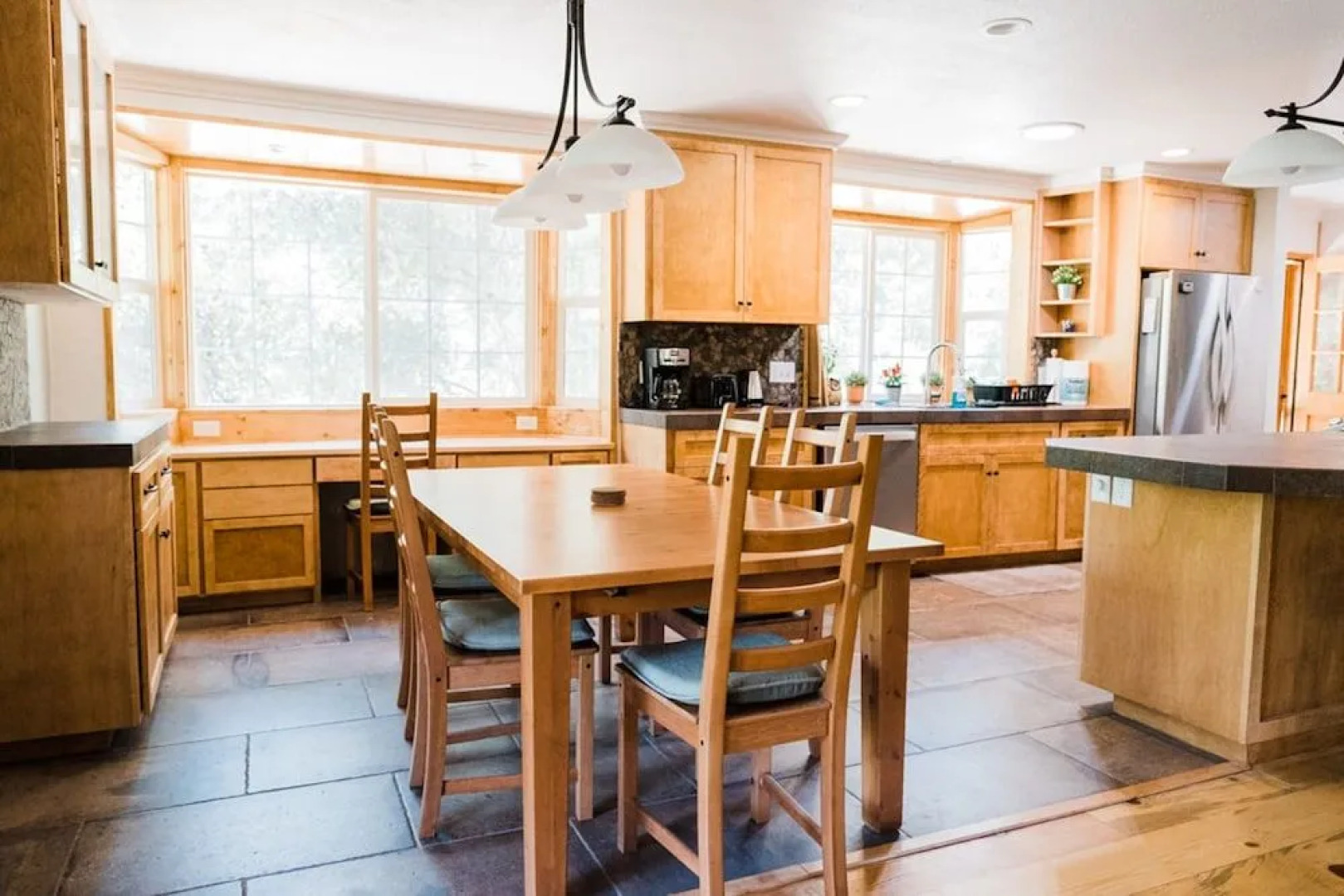 Sierra Lakes Retreat