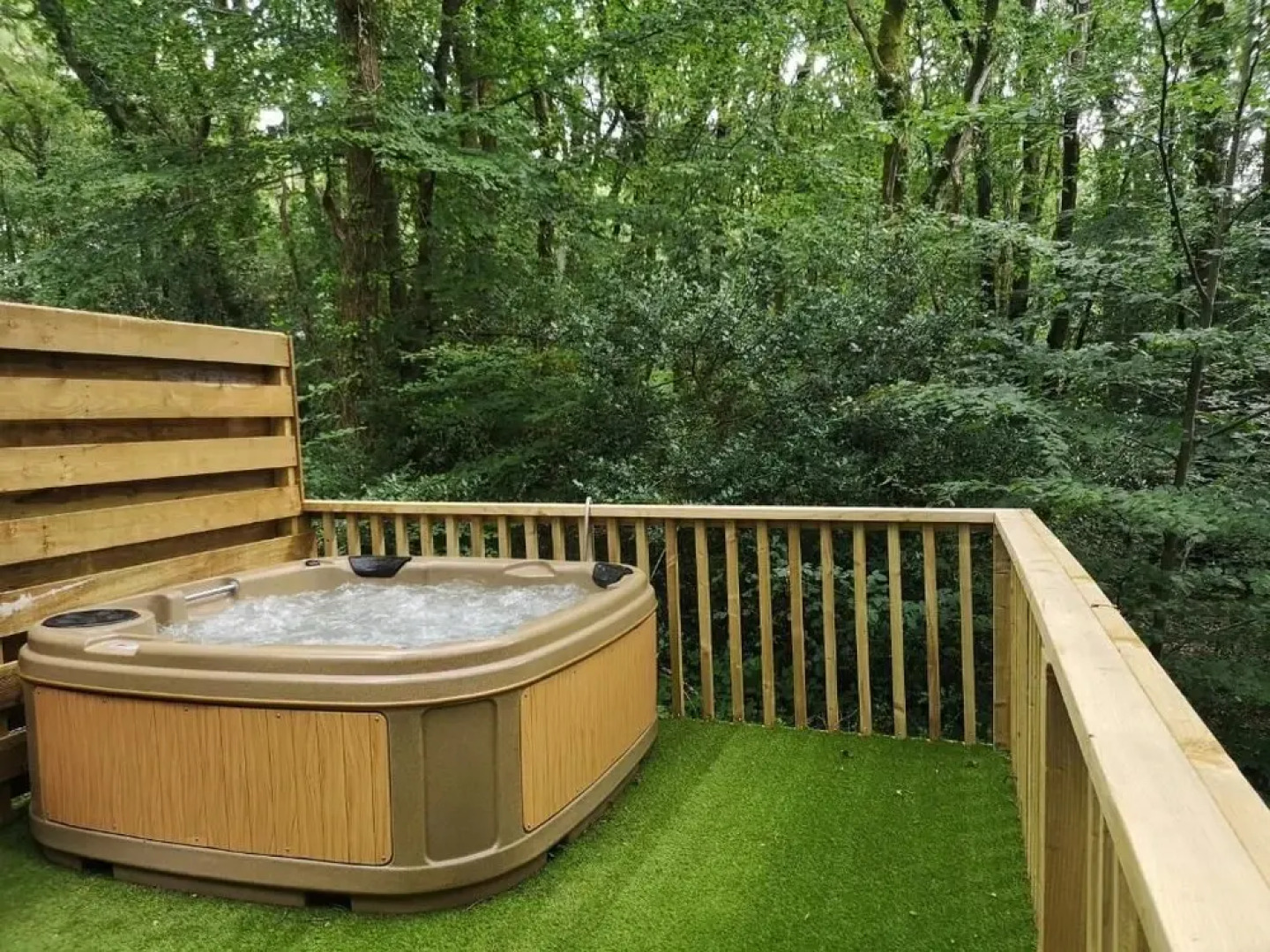 Bluestone Hot Tub