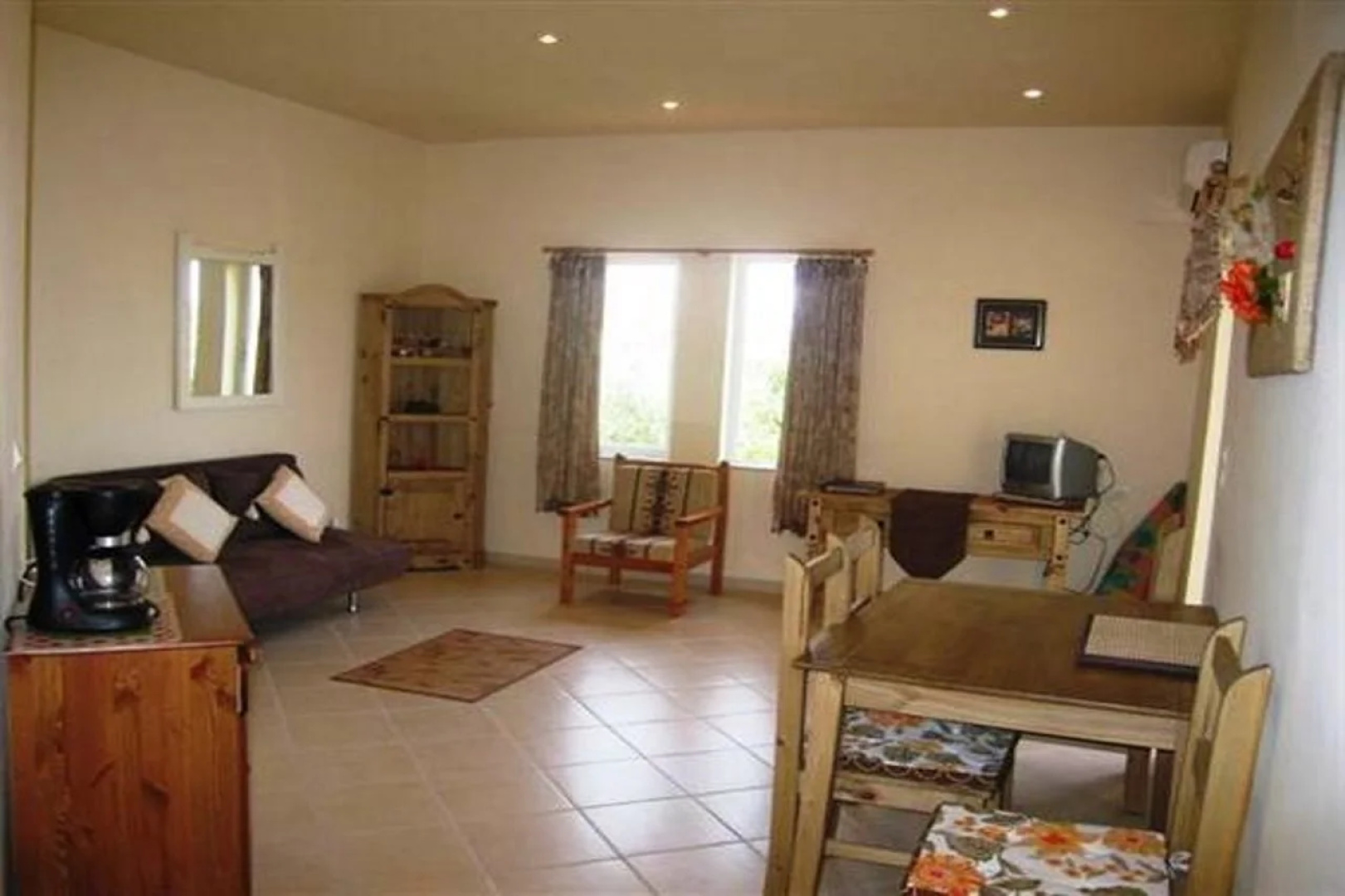 New Kydonia Suites & Studios