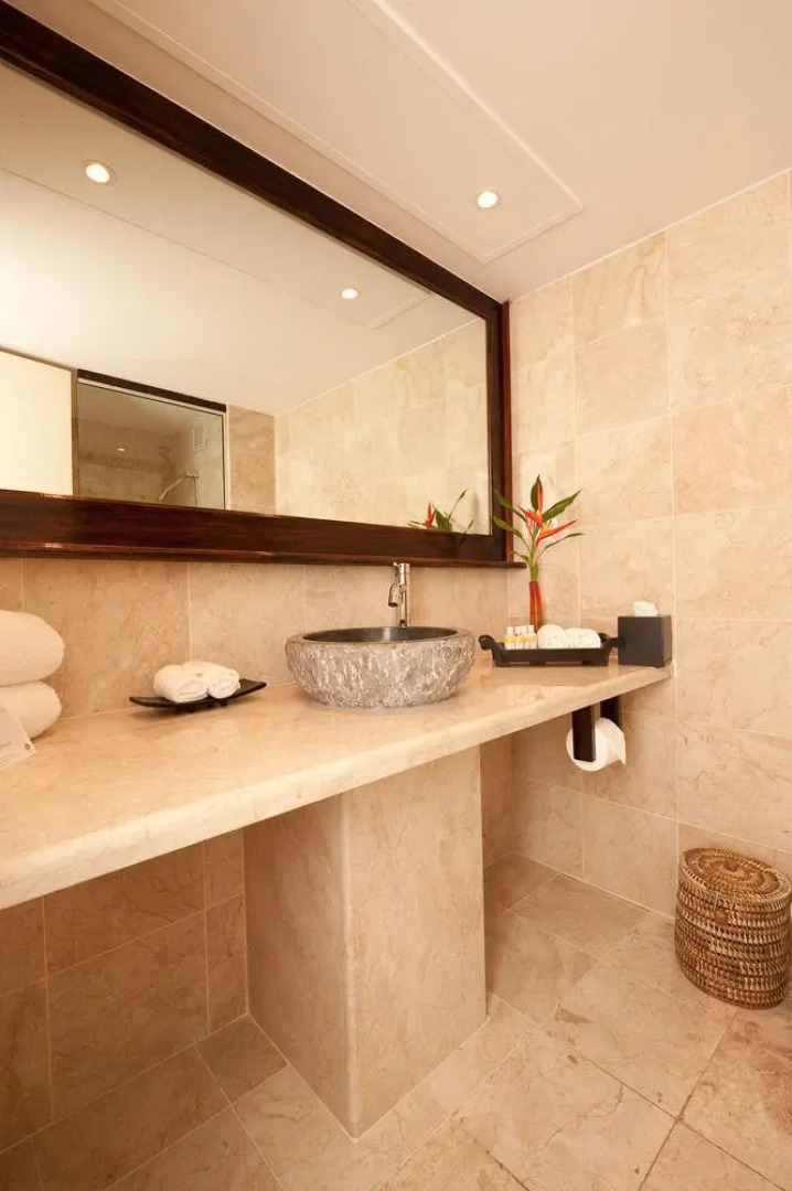 Pearl South Pacific Resort