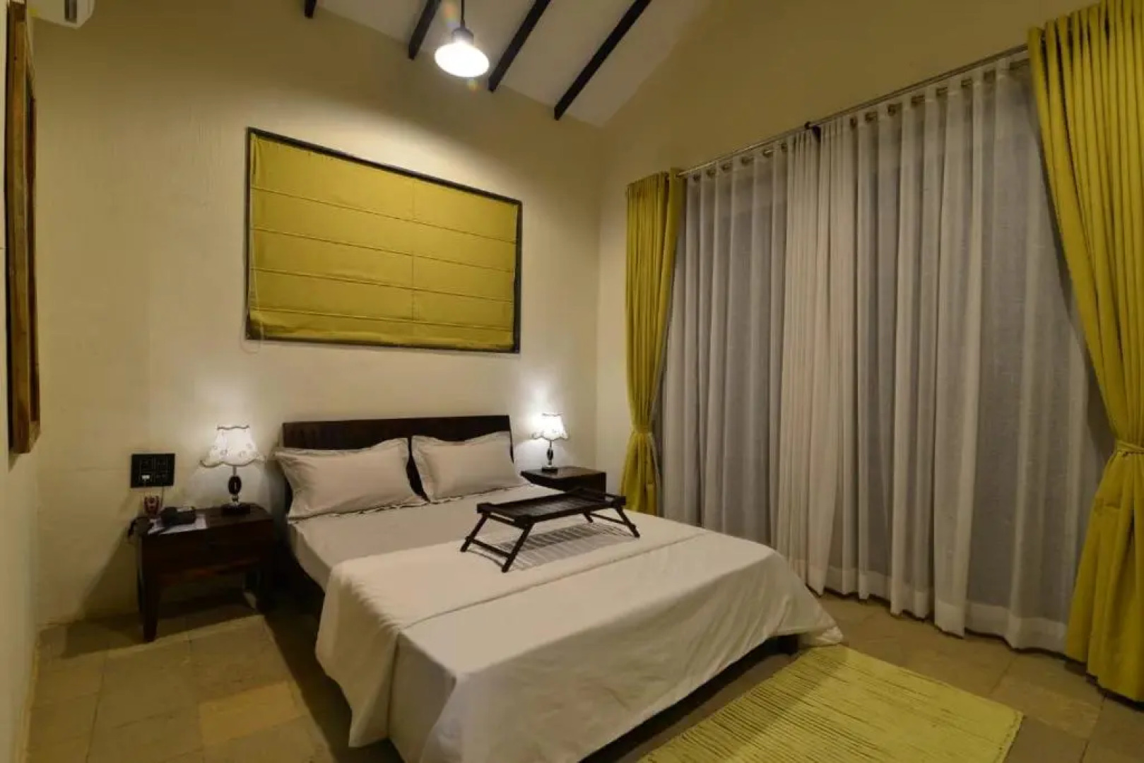 Castle Vintage VillageHouse 6BHK