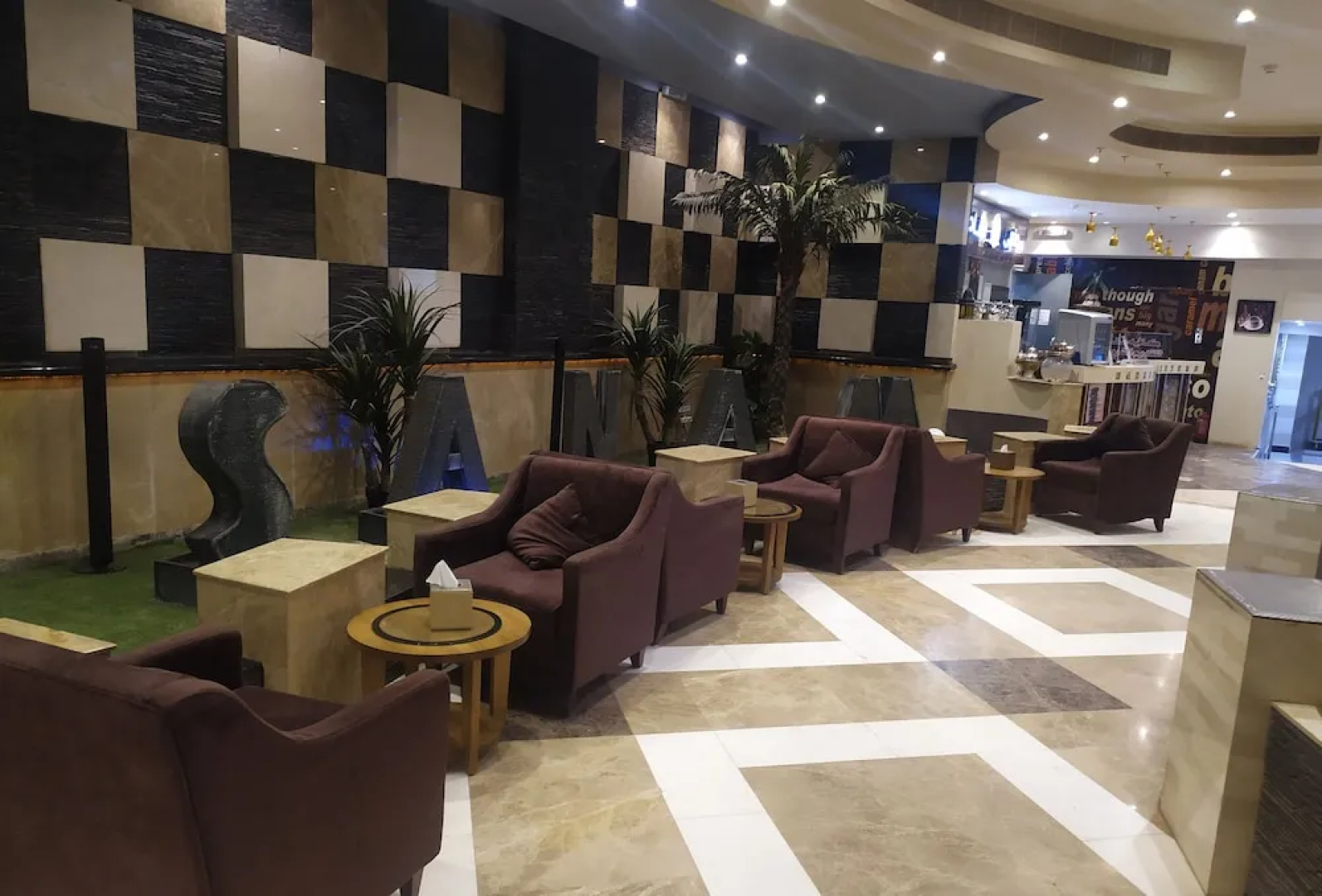 Sanam Hotel Suites