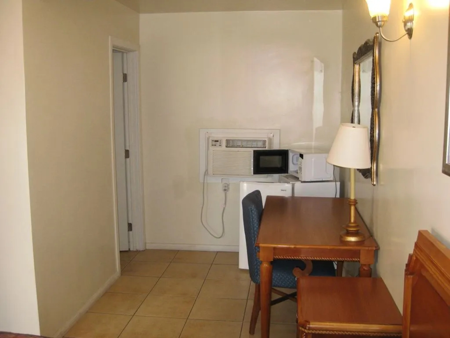 Route 66 Barstow Hotel