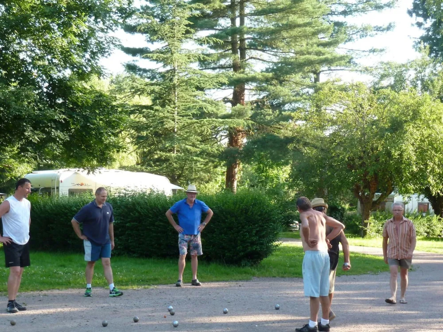 Cozy mobil home with an oven in the heart of Burgundy
